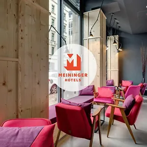 3* Отель Meininger Hauptbahnhof