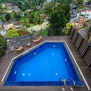 ** Hotel Queens Mount Ridge Sri Lanka